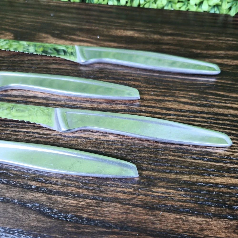 Set J A Henckels International Stainless Steel Serrated Stake Knives 35199-100